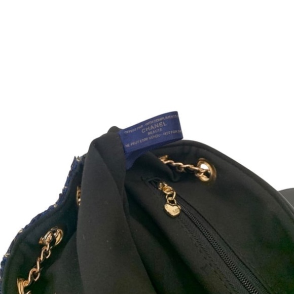 CHANEL Navy/Tweed Mini Backpack/Pirse - Picture 9 of 9